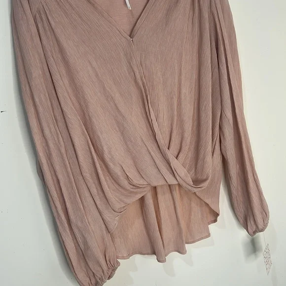 NWT FREE PEOPLE Check On It Light Pink Wrap Top Size Medium - Picture 11 of 16